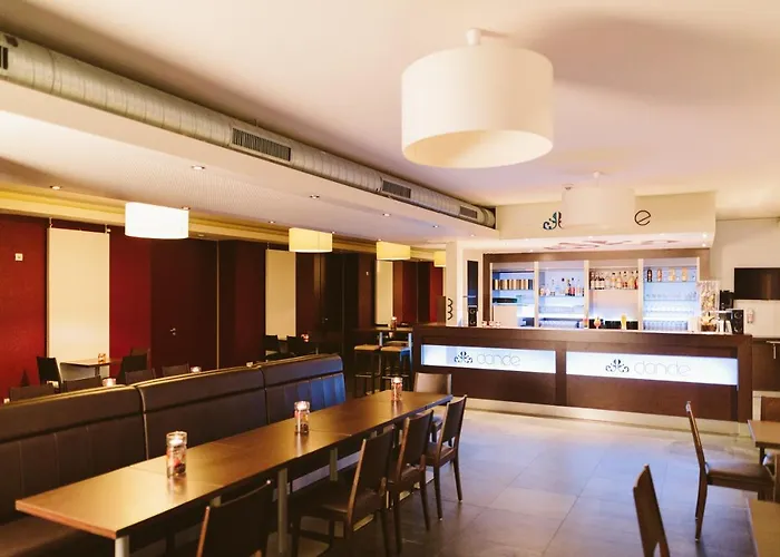 Tagungszentrum Hotell 3*