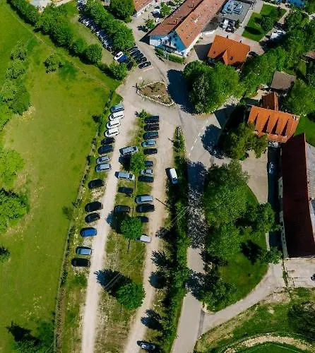 Tagungszentrum Hotell 3*